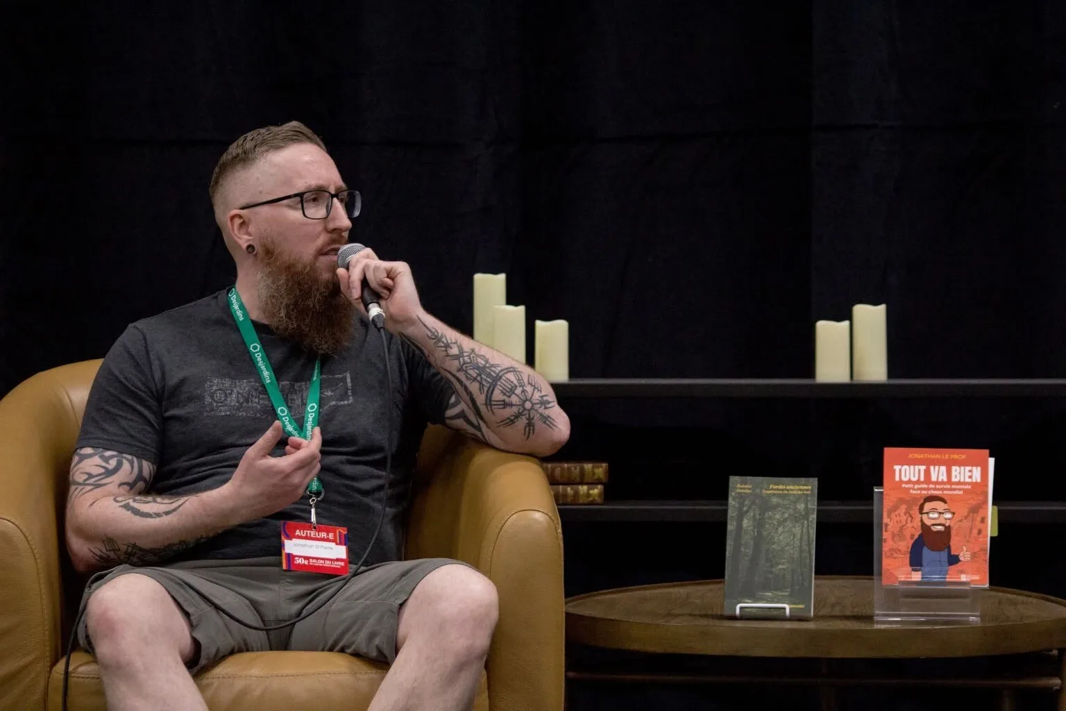 Jonathan St-Pierre au Salon du livre