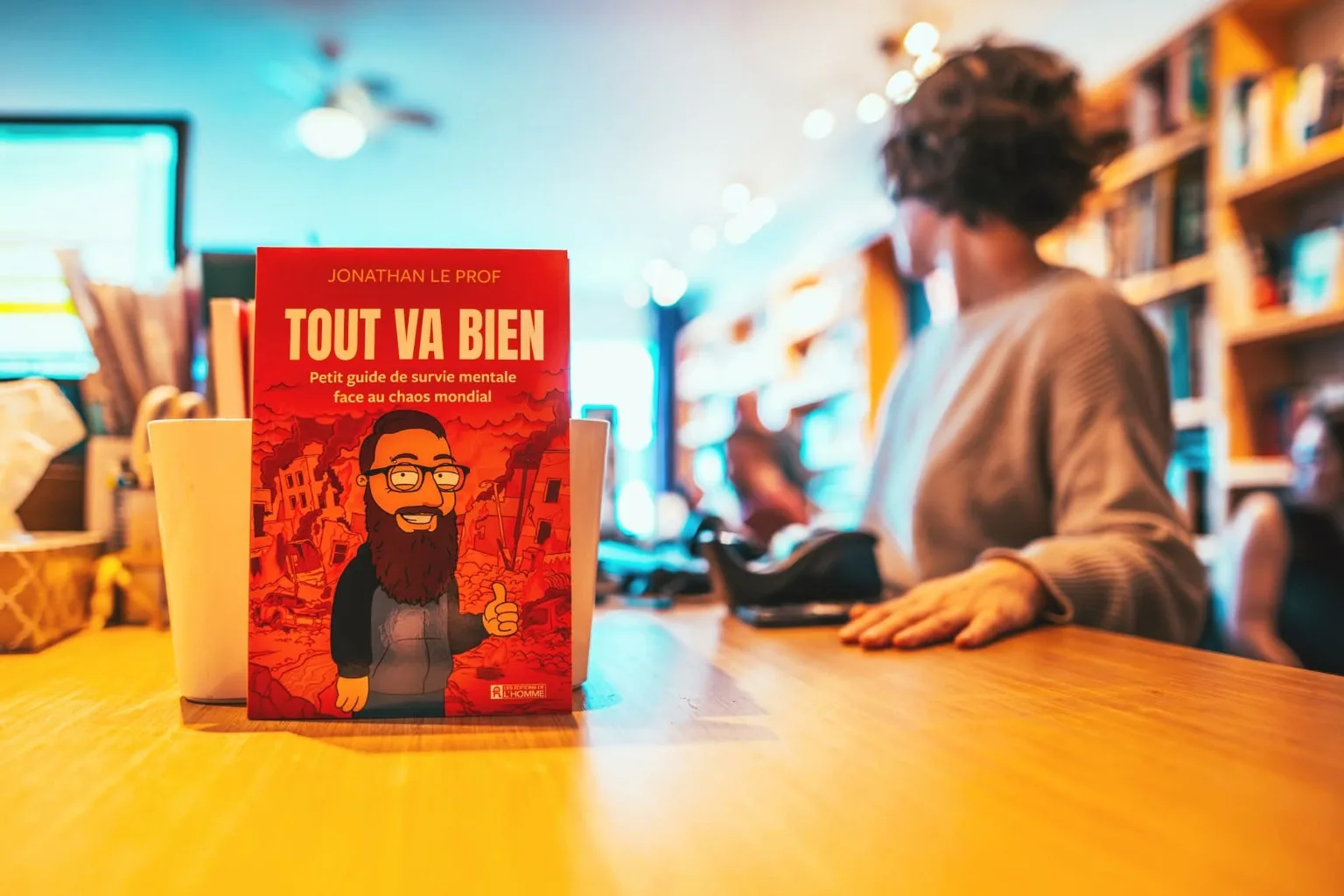 Le livre Tout va bien de Jonathan le Prof présenté en librairie